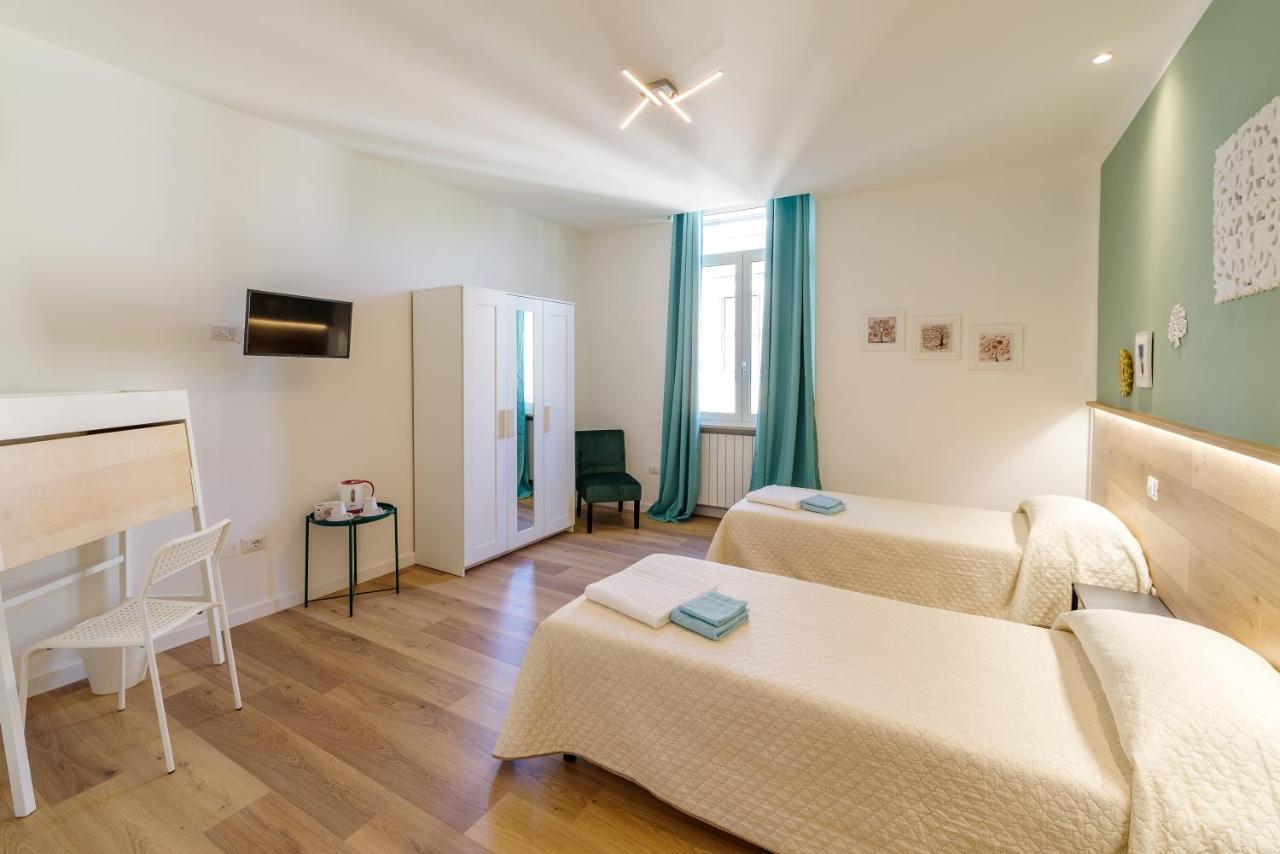 פוליניו Dama Bed & Breakfast מראה חיצוני תמונה